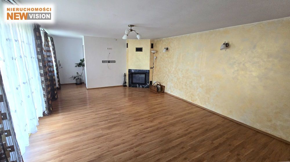 dom wolnostojący, 5 pokoi Wysoka. Zdjęcie 4