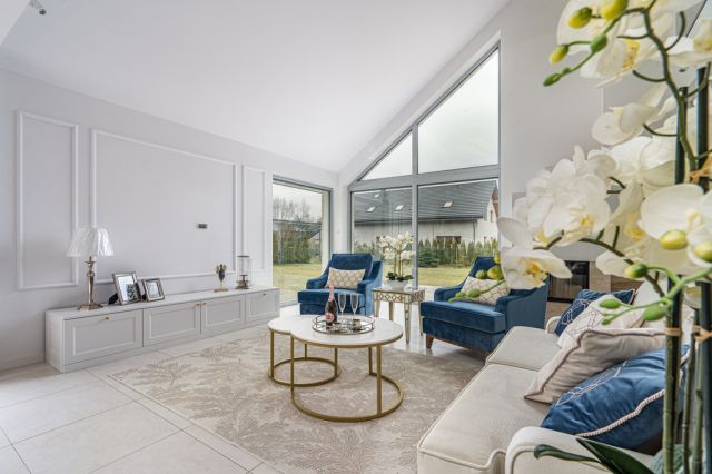 dom wolnostojący, 5 pokoi Rosanów. Zdjęcie 3