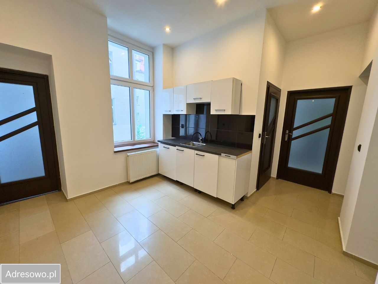 Mieszkanie 7-pokojowe Bytom Śródmieście, rynek Rynek. Zdjęcie 9