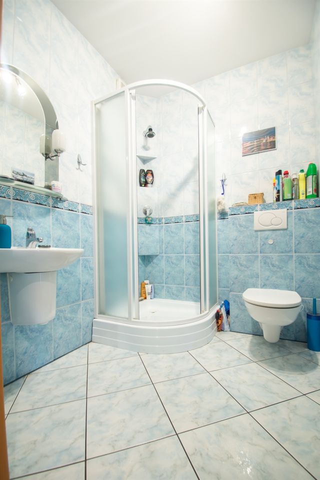 dom wolnostojący, 5 pokoi Chybie, ul. Spokojna. Zdjęcie 13