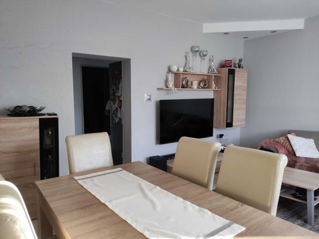 Mieszkanie 4-pokojowe Kamienna Góra, ul. Stanisława Staszica. Zdjęcie 1