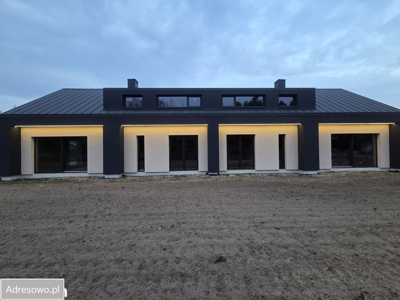 bliźniak, 4 pokoje Zawały. Zdjęcie 6