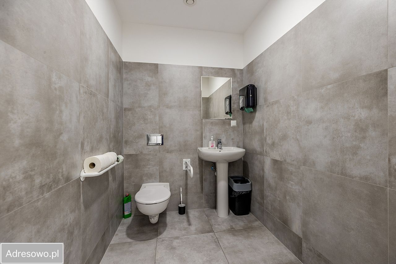 Biuro Warszawa Włochy, ul. Muszkieterów. Zdjęcie 10