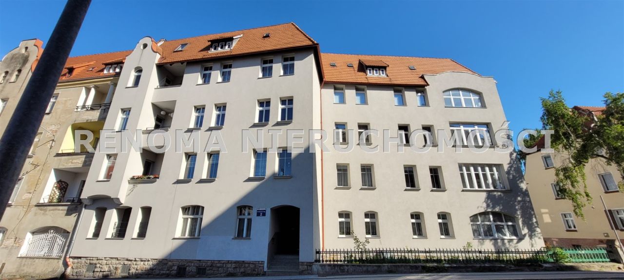 Mieszkanie 3-pokojowe Wałbrzych Nowe Miasto, pl. Konstytucji 3 Maja