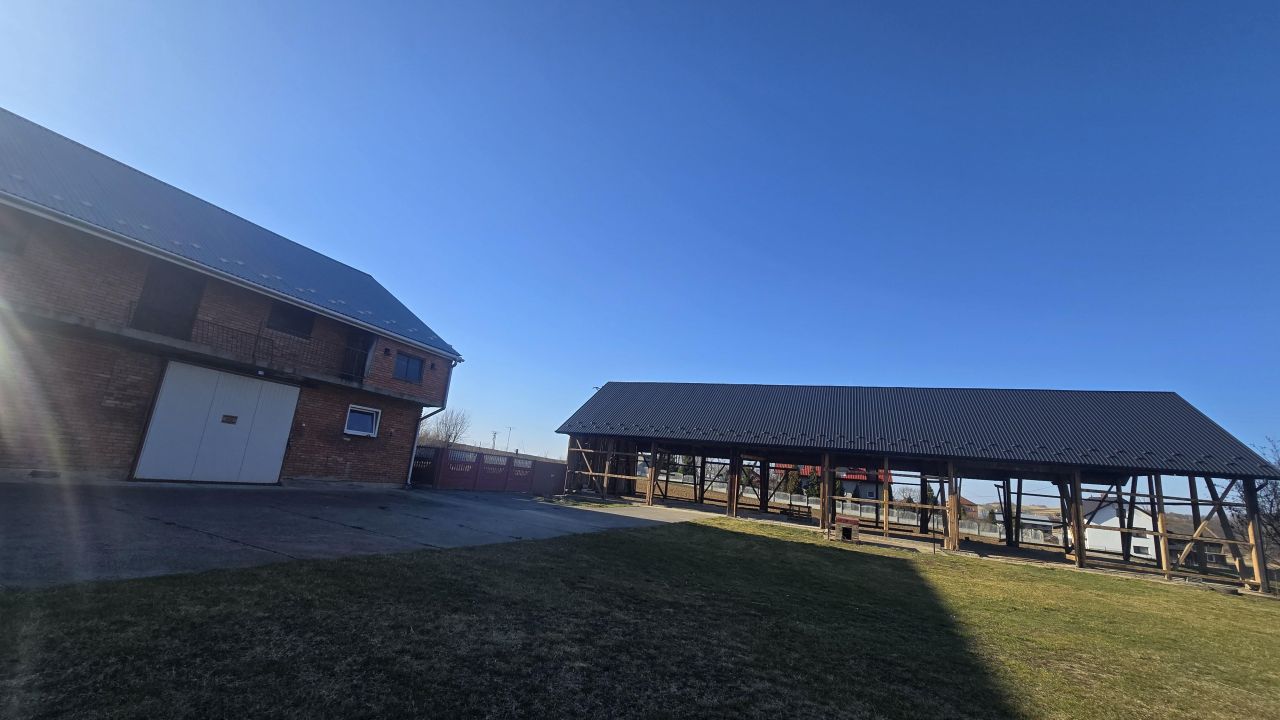 Nieruchomość komercyjna Skorczów. Zdjęcie 2