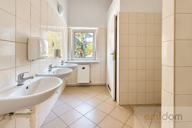 Lokal Konstancin-Jeziorna. Zdjęcie 11
