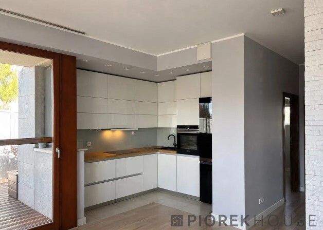 Mieszkanie 3-pokojowe Warszawa Wilanów, ul. Księdza Prymasa Augusta Hlonda. Zdjęcie 4