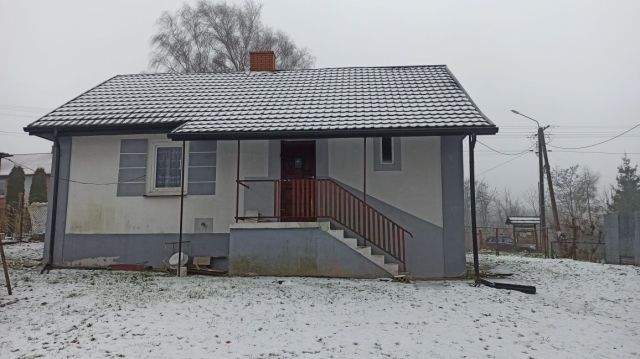 dom wolnostojący Bronisławka. Zdjęcie 1