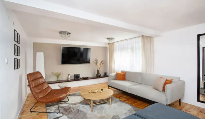 dom wolnostojący, 7 pokoi Bodzanów