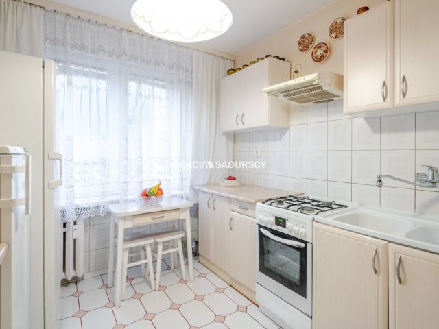 Mieszkanie 3-pokojowe Kraków Mistrzejowice, os. Piastów. Zdjęcie 1