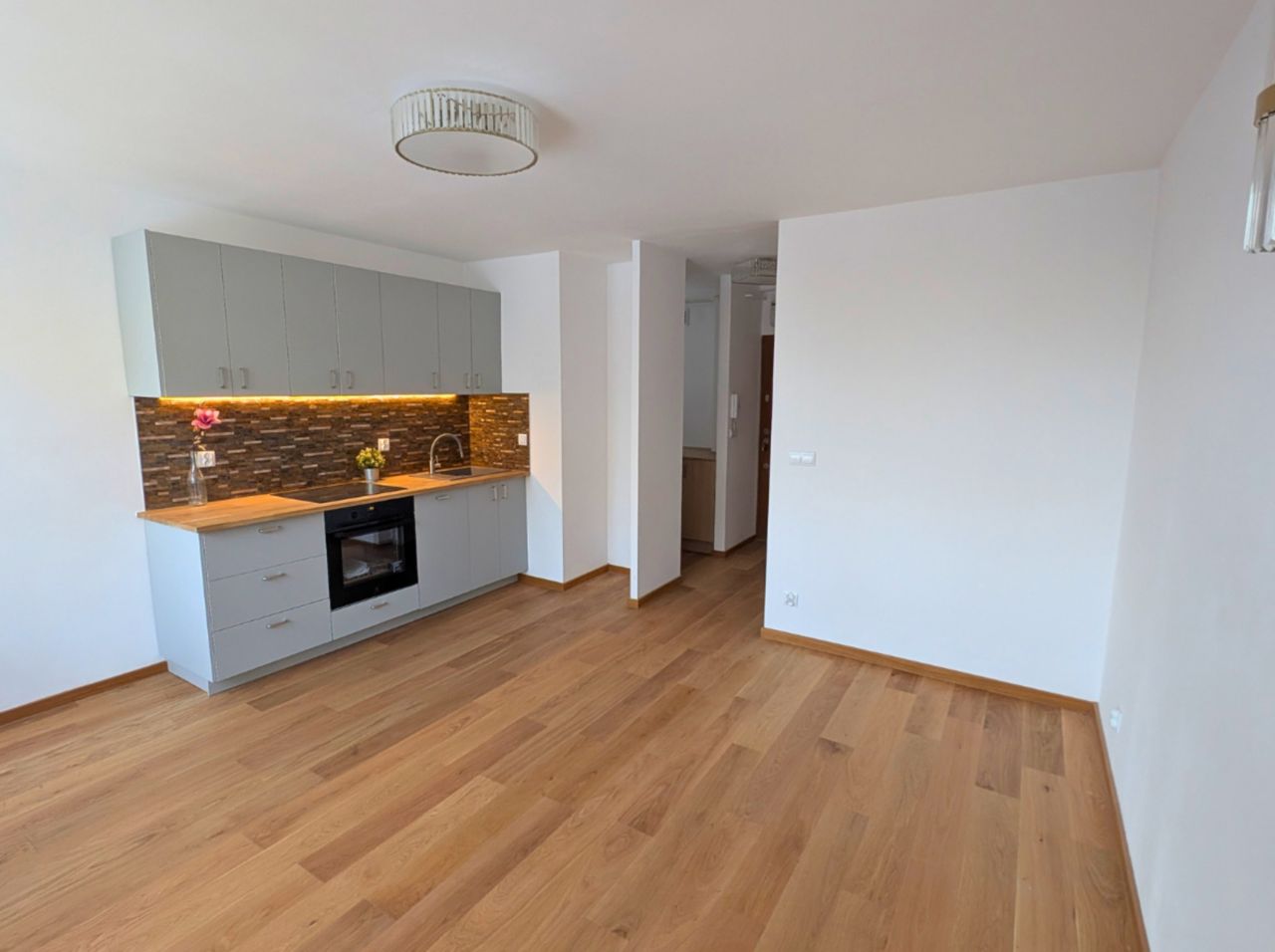 Mieszkanie 1-pokojowe Warszawa Saska Kępa, al. Stanów Zjednoczonych. Zdjęcie 4