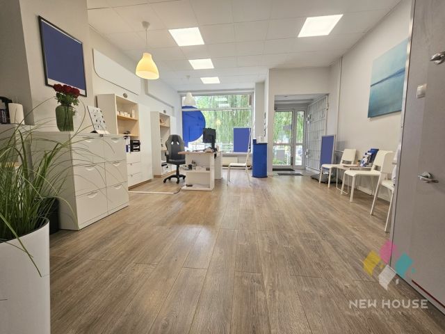 Lokal Olsztyn Jaroty, ul. Biskupa Tomasza Wilczyńskiego. Zdjęcie 1