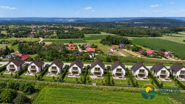 dom wolnostojący, 4 pokoje Sanka Głuchówki. Zdjęcie 3