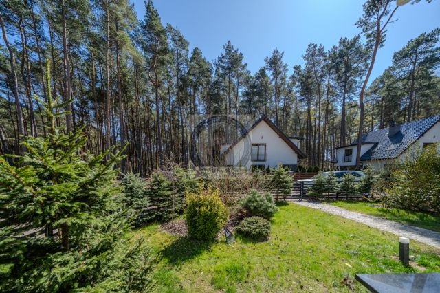 dom wolnostojący, 4 pokoje Łukęcin, ul. Spacerowa. Zdjęcie 1