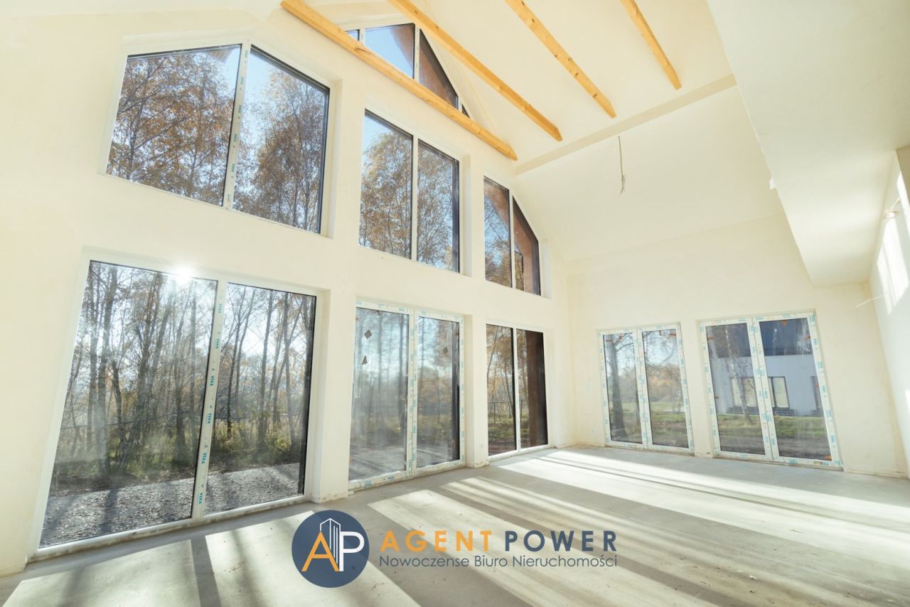 dom wolnostojący, 5 pokoi Minoga. Zdjęcie 3