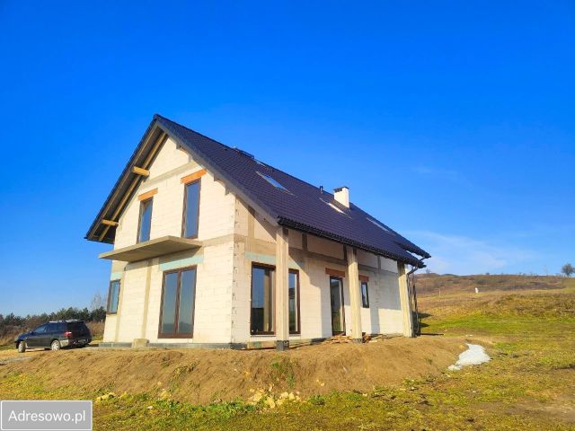 dom wolnostojący, 4 pokoje Toporowice. Zdjęcie 1