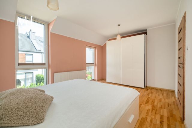 dom szeregowy, 4 pokoje Łódź Nowosolna. Zdjęcie 8