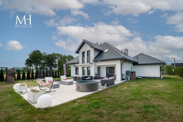 dom wolnostojący, 5 pokoi Ksawerów. Zdjęcie 1