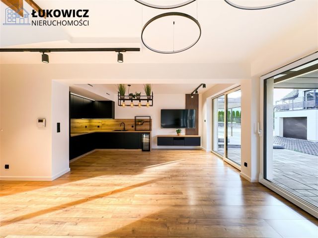 Mieszkanie 4-pokojowe Czechowice-Dziedzice. Zdjęcie 2