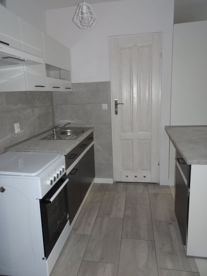 Mieszkanie 1-pokojowe Dzierżoniów. Zdjęcie 8