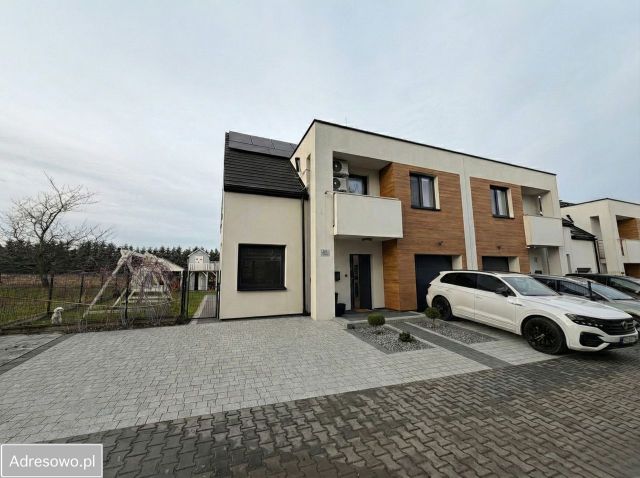 dom szeregowy, 5 pokoi Rzeszów Zwięczyca, ul. Karkonoska. Zdjęcie 1