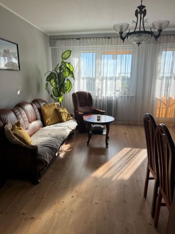 Mieszkanie 3-pokojowe Łask, ul. Kazimierza Pułaskiego. Zdjęcie 1