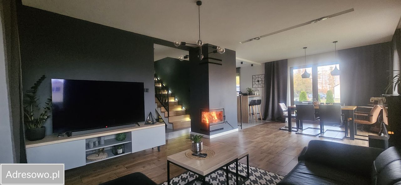 dom wolnostojący, 4 pokoje Kaniów. Zdjęcie 1