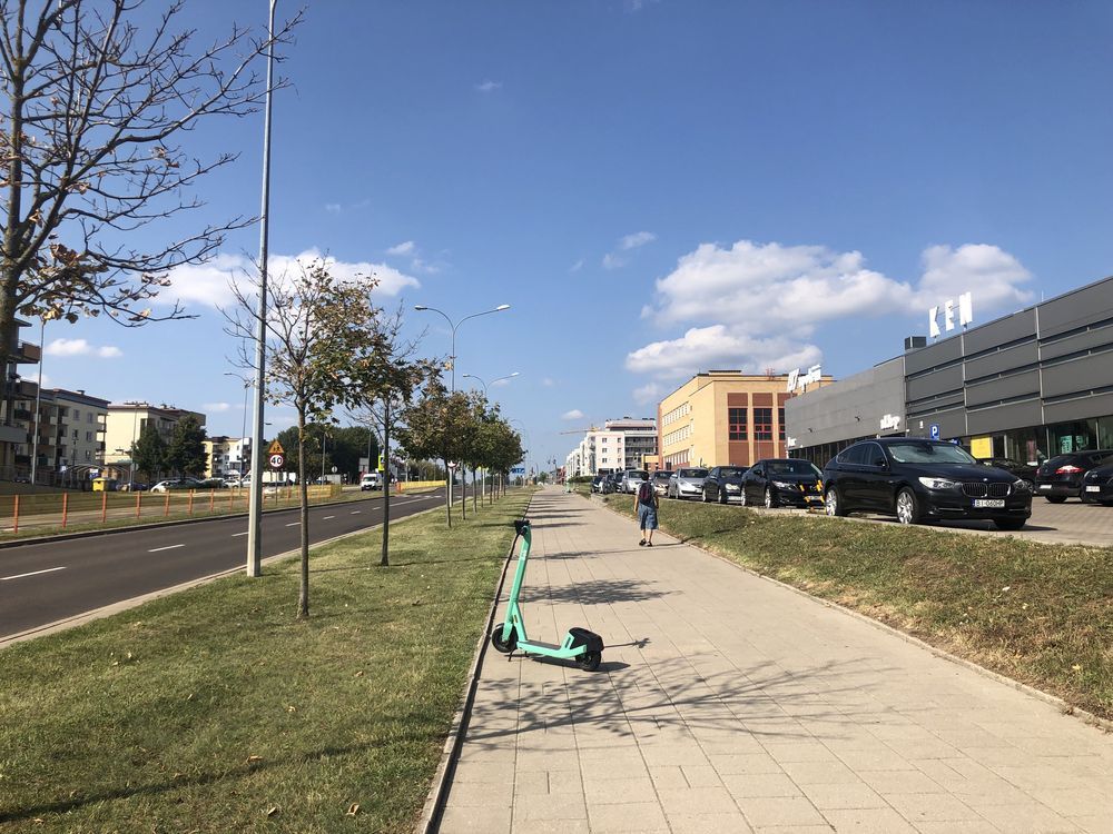 Lokal Białystok Bacieczki, ul. Komisji Edukacji Narodowej. Zdjęcie 2