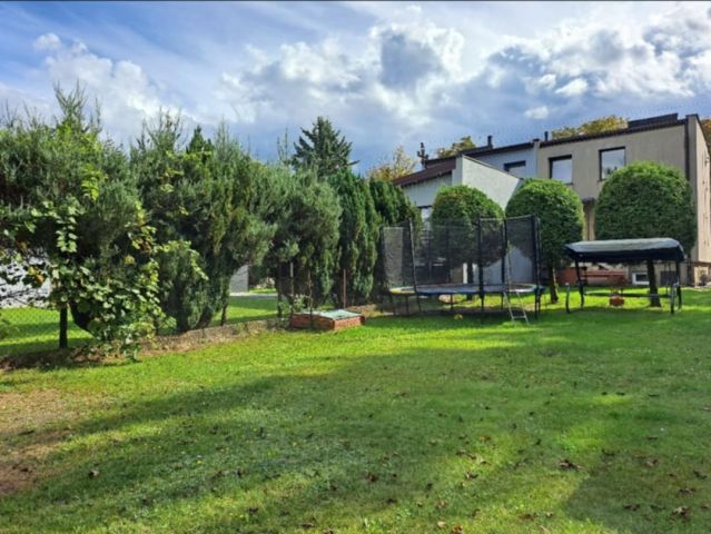 bliźniak, 4 pokoje Łódź Widzew, ul. dr. Tytusa Chałubińskiego. Zdjęcie 1