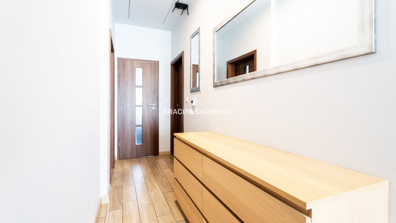 Mieszkanie 4-pokojowe Tomaszowice, ul. Kolberga. Zdjęcie 29