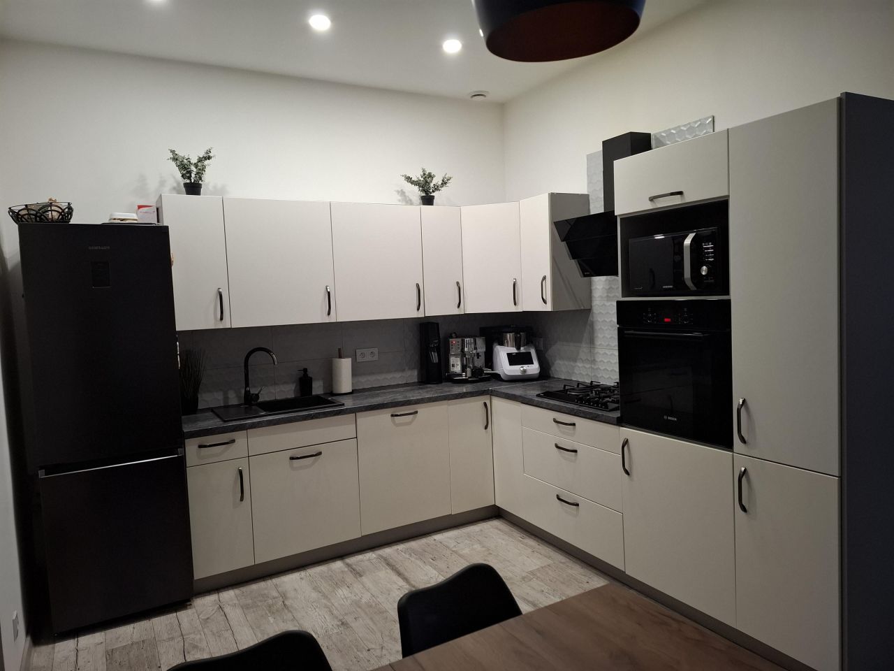 Mieszkanie 3-pokojowe Kamienna Góra Centrum, ul. Bohaterów Getta. Zdjęcie 5