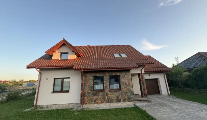dom wolnostojący Chęciny, al. Aleja Jana Pawła II