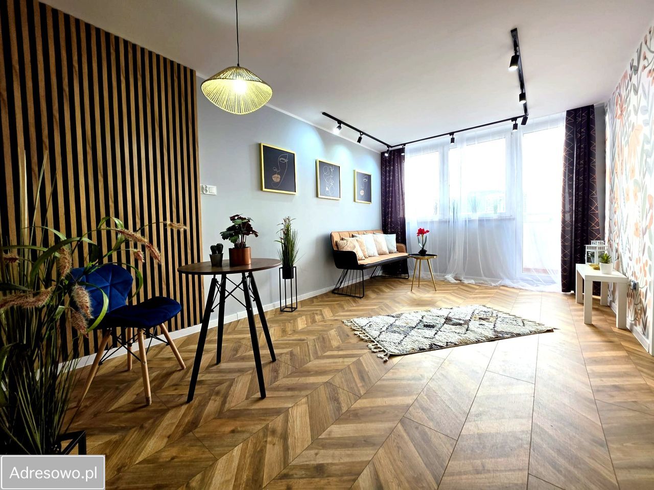 Mieszkanie 3-pokojowe Katowice Śródmieście, al. Wojciecha Korfantego. Zdjęcie 1