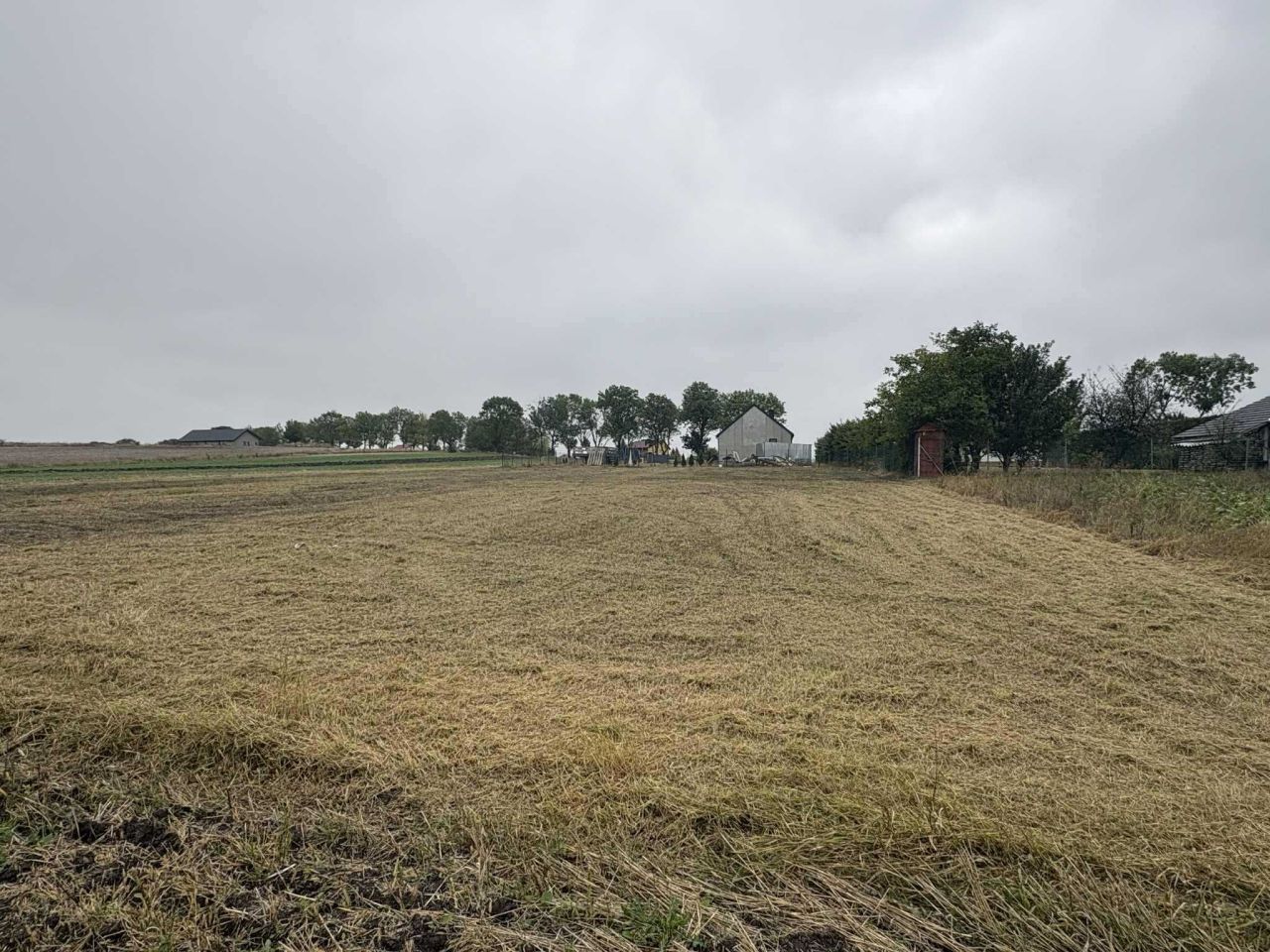 Działka budowlana Uher. Zdjęcie 4