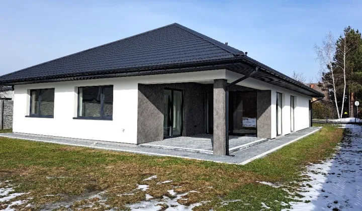 dom wolnostojący, 3 pokoje Leśna Podlaska, ul. Jana Pawła II