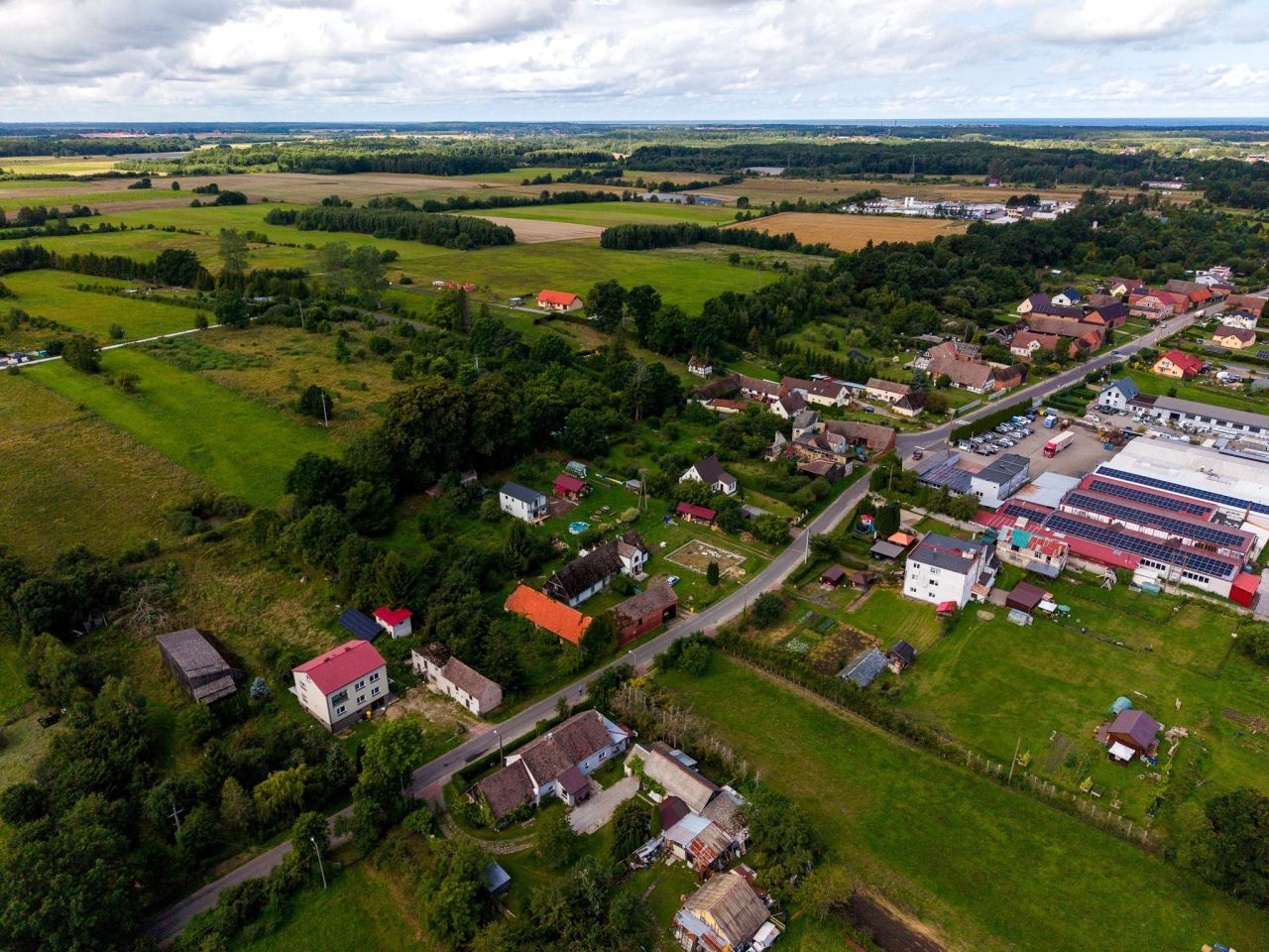 siedlisko, 3 pokoje Charnowo. Zdjęcie 6