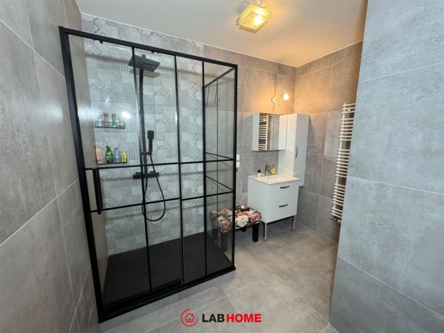 dom szeregowy, 5 pokoi Tomice, ul. Dworska. Zdjęcie 13