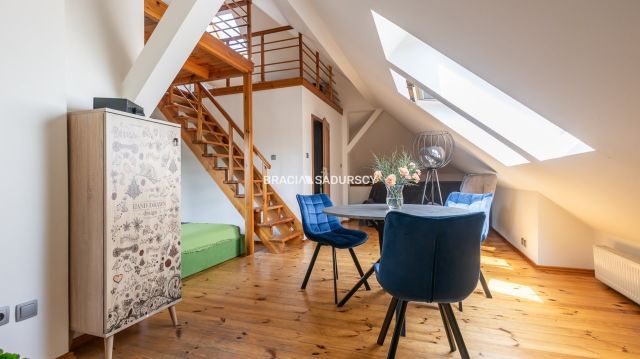 dom wolnostojący, 8 pokoi Kraków Swoszowice, ul. Jeździecka. Zdjęcie 6