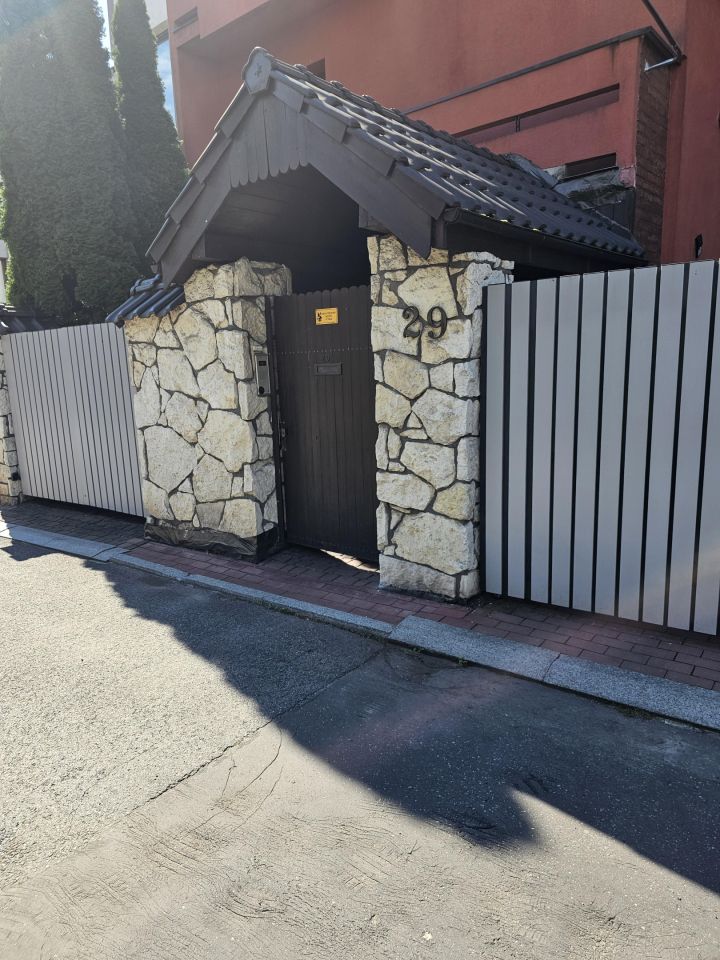 bliźniak, 6 pokoi Kraków Cichy Kącik, ul. Walerego Goetla. Zdjęcie 2