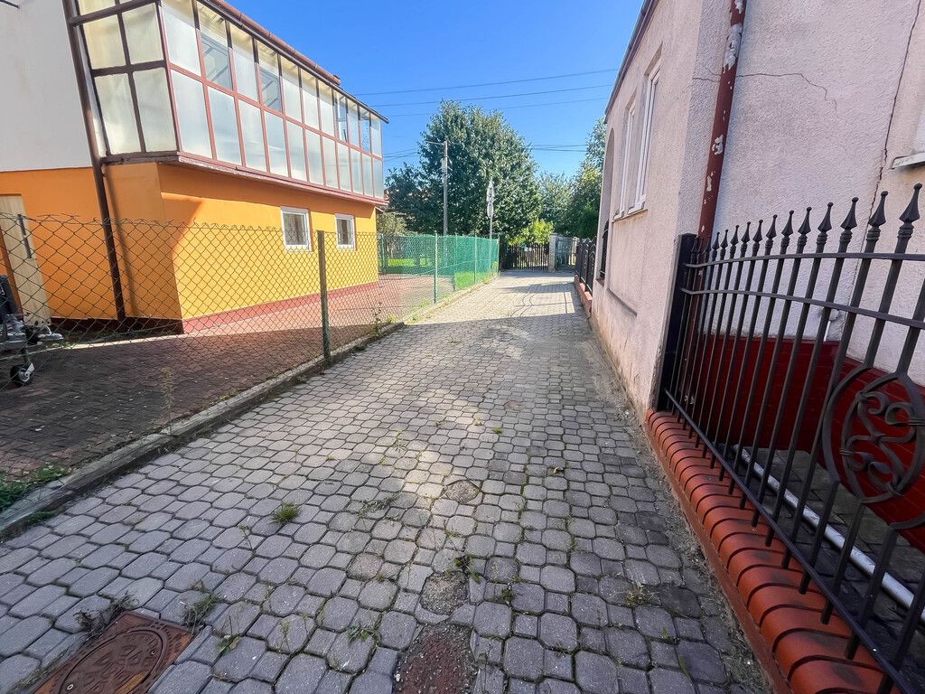 dom wolnostojący, 2 pokoje Ostrowiec Świętokrzyski, ul. Zygmuntówka. Zdjęcie 6