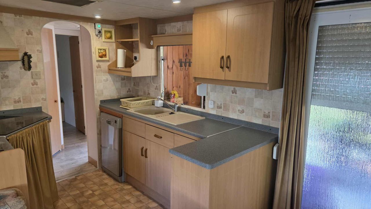 dom letniskowy, 4 pokoje Jeleńska Huta Jelonek, ul. Jelonek. Zdjęcie 7