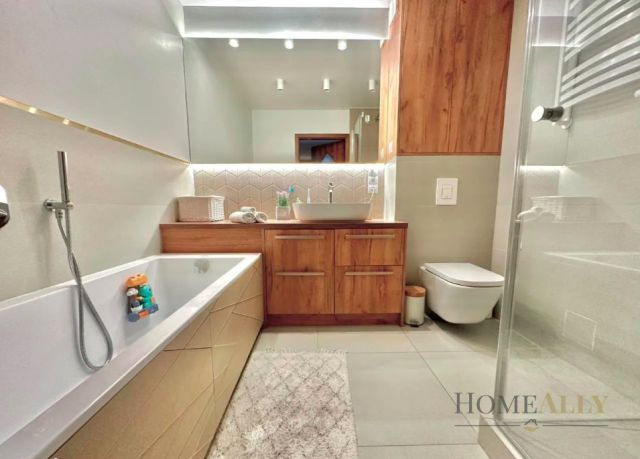 dom szeregowy, 5 pokoi Kiełpin. Zdjęcie 3