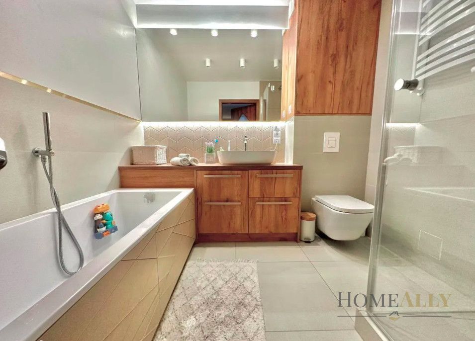 dom szeregowy, 5 pokoi Kiełpin. Zdjęcie 3