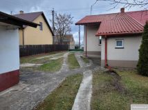 dom wolnostojący, 2 pokoje Fałków, ul. Przedborska. Zdjęcie 3