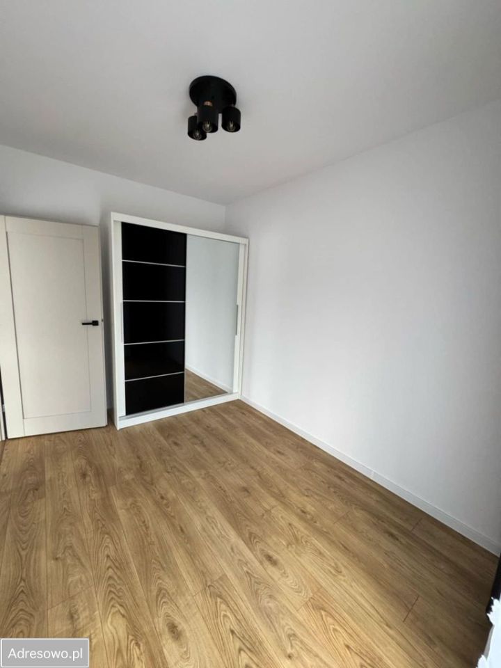 Mieszkanie 3-pokojowe Kielce. Zdjęcie 2