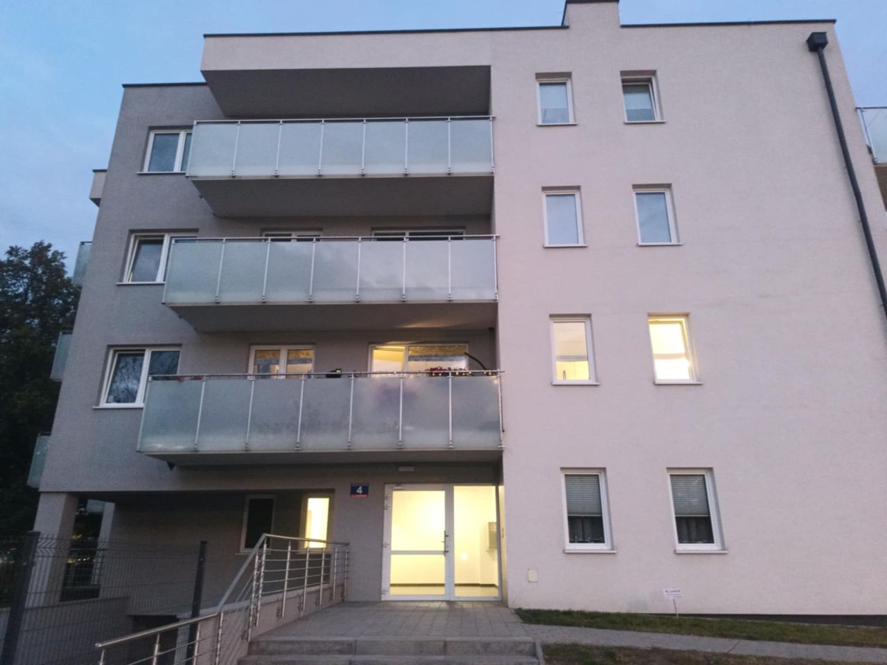 Mieszkanie 3-pokojowe Łódź Bałuty, ul. Czeremoska. Zdjęcie 1