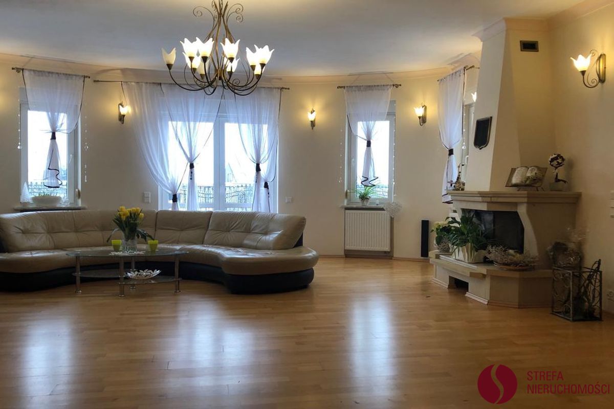 dom wolnostojący, 8 pokoi Czapury, ul. Poznańska. Zdjęcie 1