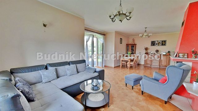 dom wolnostojący, 5 pokoi Stare Babice. Zdjęcie 6