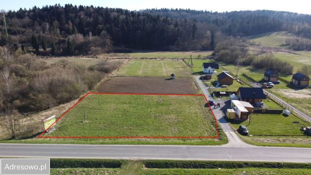 Działka budowlana Uherce Mineralne. Zdjęcie 1