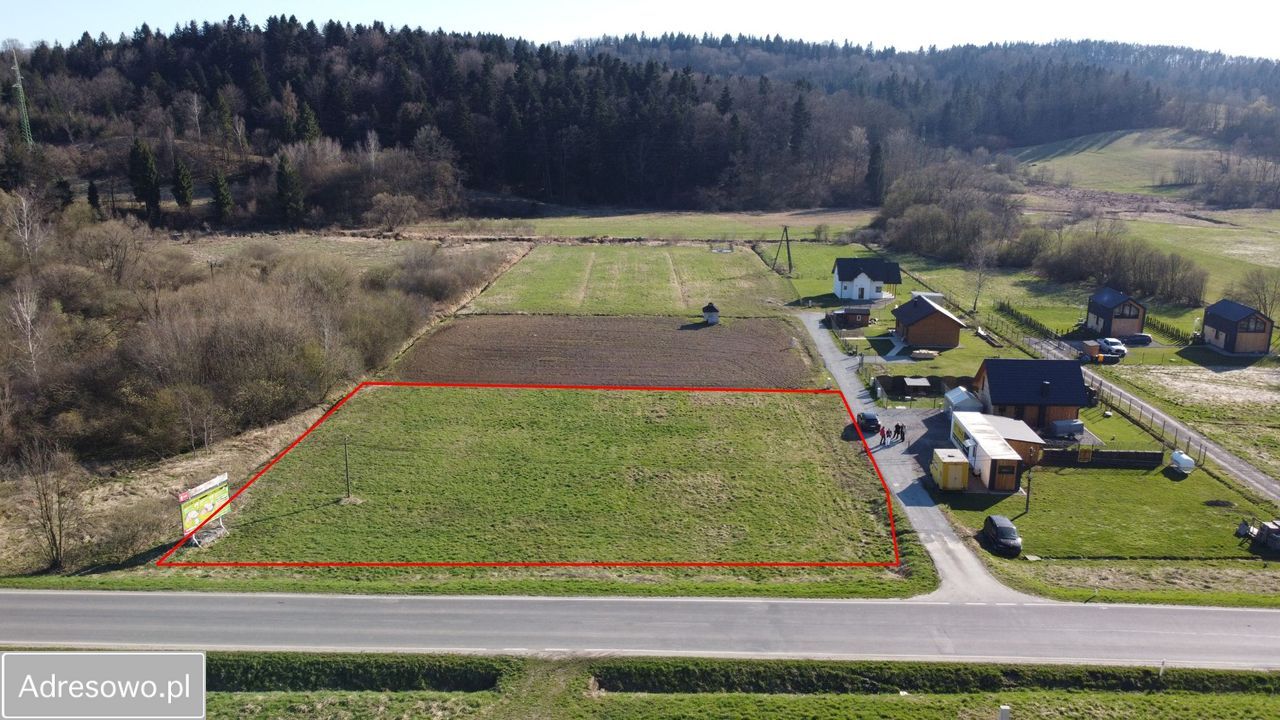 Działka budowlana Uherce Mineralne. Zdjęcie 1